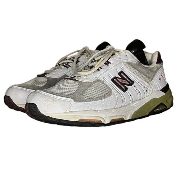 Womens New Balance 1123 WR1123MC Leather Athletic Running Sneaker Size 11 White - Picture 2 of 6